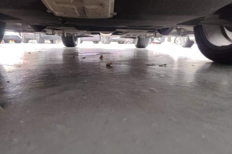 Used Hongqi HS5 2019 2.0T Smart Connect Flagship All-Wheel-Drive Version Chassis Front