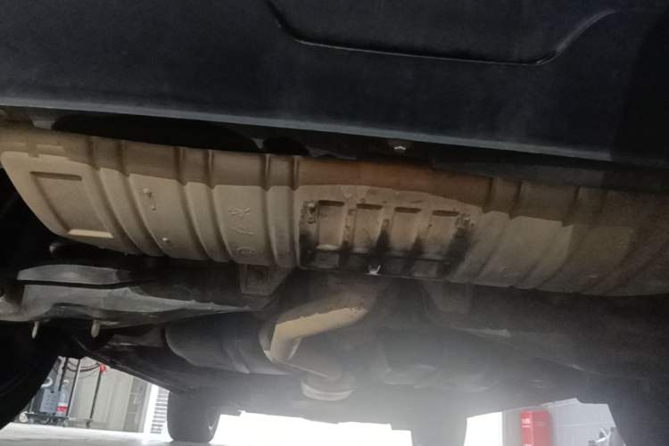 Used Hongqi HS5 2019 2.0T Smart Connect Flagship All-Wheel-Drive Version Chassis Rear