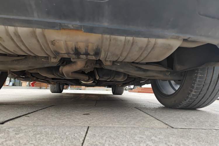 Used Hongqi HS5 2019 2.0T Smart Connect Flagship All-Wheel-Drive Version Chassis Rear