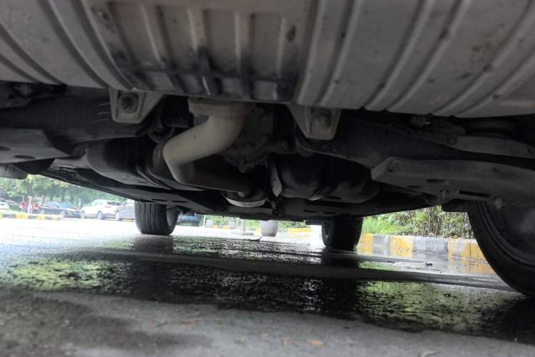 Used Hongqi HS5 2019 2.0T Smart Connect Flagship All-Wheel-Drive Version Chassis Rear