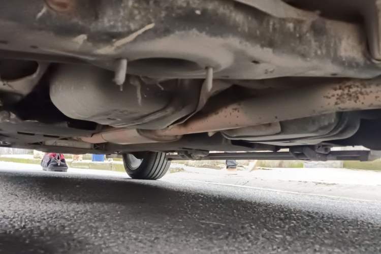 Used Hongqi HS5 2019 2.0T Smart Connect Flagship All-Wheel-Drive Version Chassis Rear Left