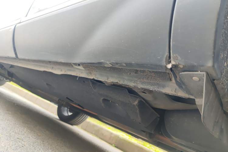 Used Hongqi HS5 2019 2.0T Smart Connect Flagship All-Wheel-Drive Version Chassis Rear Left