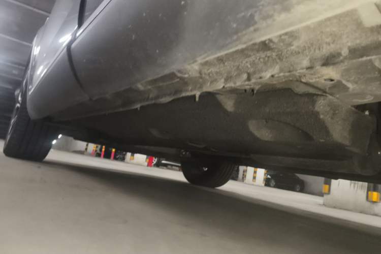 Used Hongqi HS5 2019 2.0T Smart Connect Flagship All-Wheel-Drive Version Chassis Rear Left