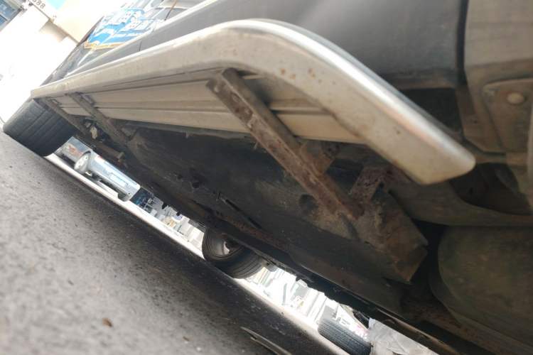Used Hongqi HS5 2019 2.0T Smart Connect Flagship All-Wheel-Drive Version Chassis Rear Left