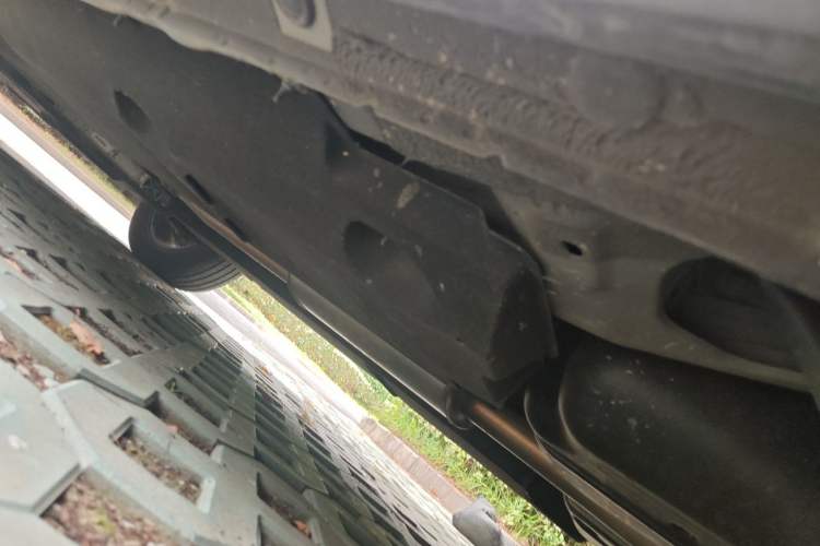 Used Hongqi HS5 2019 2.0T Smart Connect Flagship Edition Chassis Rear Left