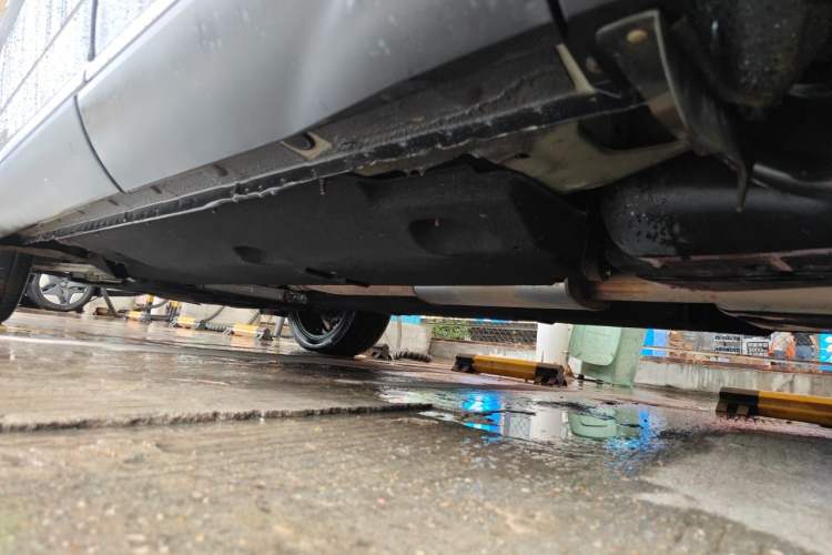 Used Hongqi HS5 2019 2.0T Smart Connect Flagship All-Wheel-Drive Version Chassis Rear Left