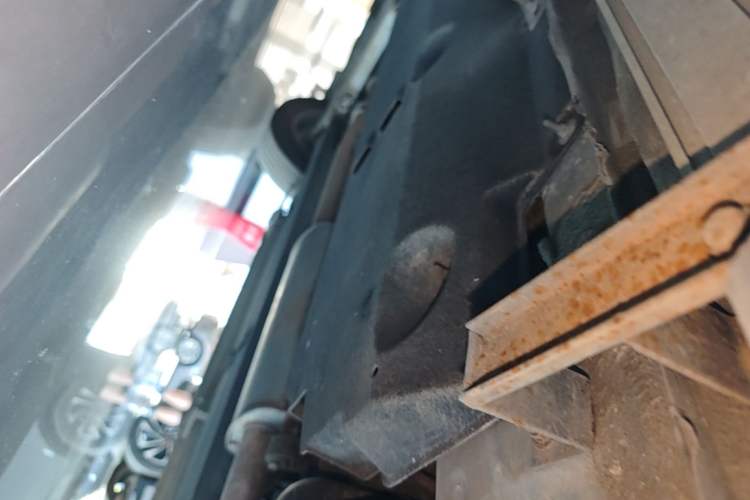 Used Hongqi HS5 2019 2.0T Smart Connect Flagship Edition Chassis Rear Left