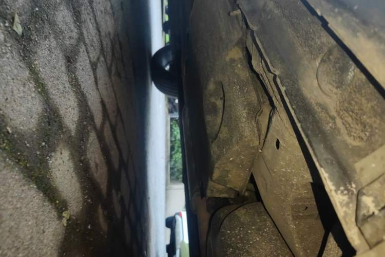 Used Hongqi HS5 2019 2.0T Smart Connect Flagship All-Wheel-Drive Version Chassis Rear Left