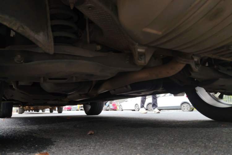Used Hongqi HS5 2019 2.0T Smart Connect Flagship All-Wheel-Drive Version Chassis Rear Left