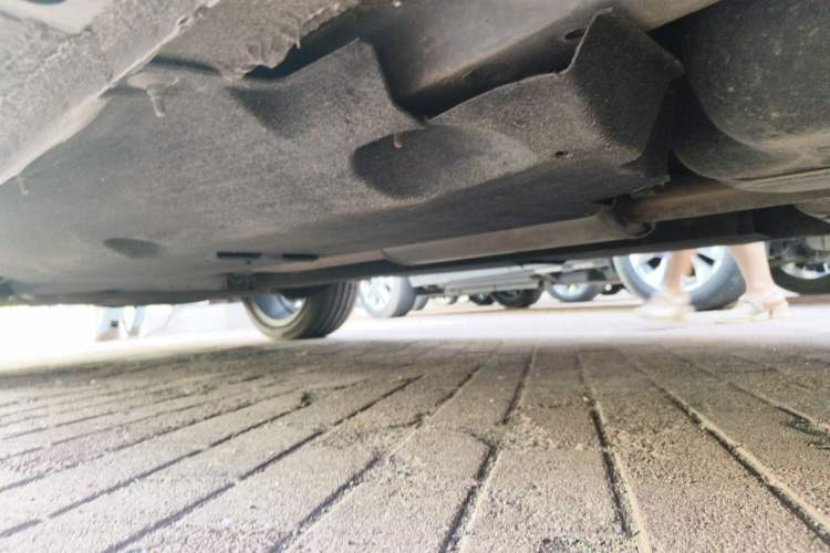 Used Hongqi HS5 2019 2.0T Smart Connect Flagship All-Wheel-Drive Version Chassis Rear Left