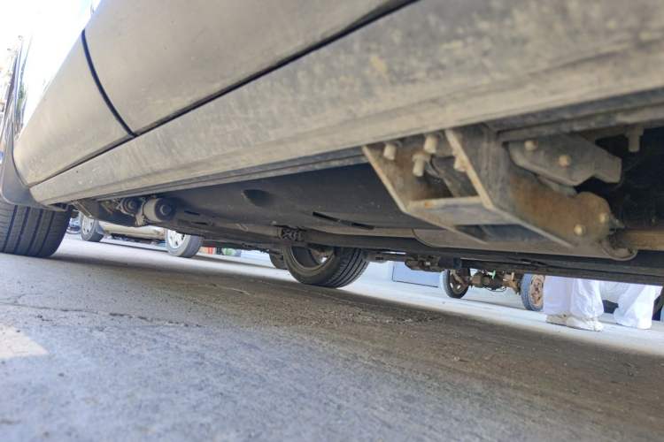 Used Hongqi HS5 2019 2.0T Smart Connect Flagship All-Wheel-Drive Version Chassis Rear Left