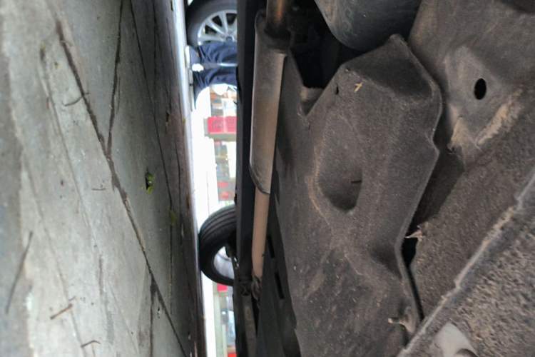Used Hongqi HS5 2019 2.0T Smart Connect Flagship All-Wheel-Drive Version Chassis Rear Right