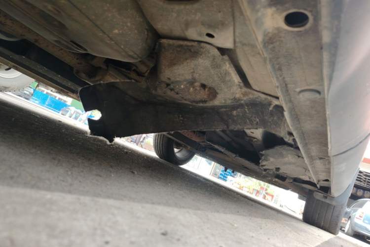 Used Hongqi HS5 2019 2.0T Smart Connect Flagship All-Wheel-Drive Version Chassis Rear Right