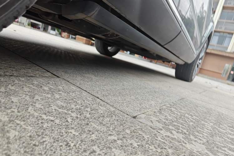 Used Hongqi HS5 2019 2.0T Smart Connect Flagship All-Wheel-Drive Version Chassis Rear Right
