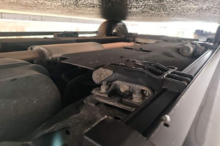 Used Hongqi HS5 2019 2.0T Smart Connect Flagship All-Wheel-Drive Version Chassis Rear Right