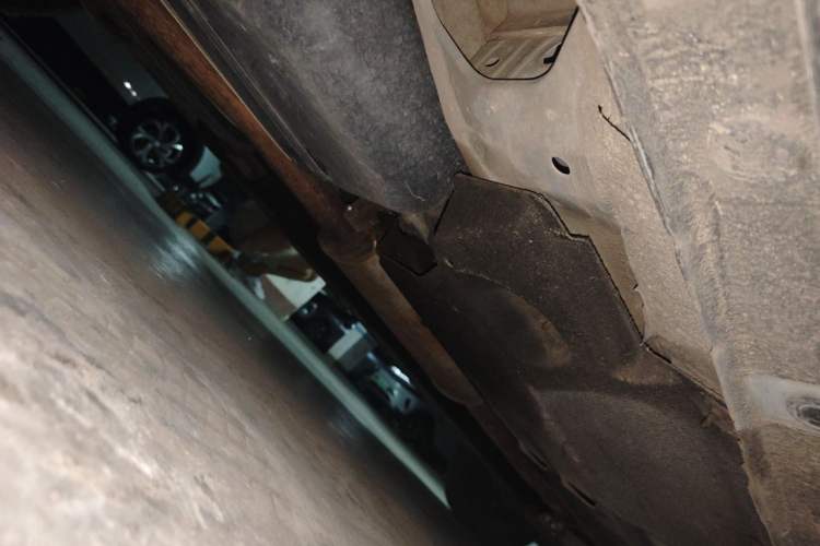 Used Hongqi HS5 2019 2.0T Smart Connect Flagship Edition Chassis Rear Right