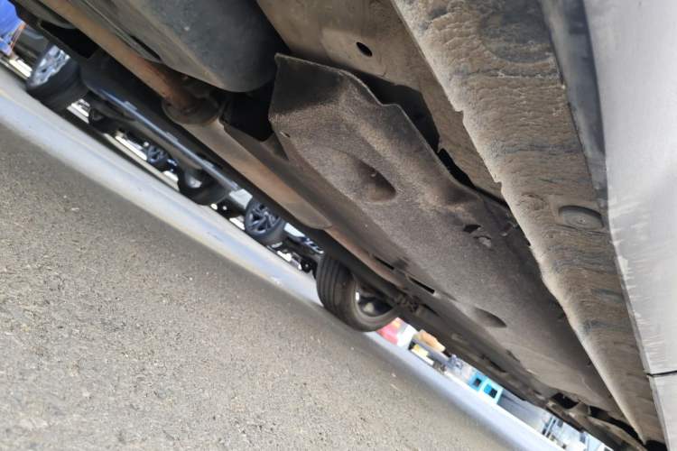 Used Hongqi HS5 2019 2.0T Smart Connect Flagship All-Wheel-Drive Version Chassis Rear Right