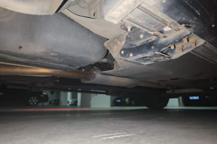 Used Hongqi HS5 2019 2.0T Smart Connect Flagship All-Wheel-Drive Version Chassis Rear Right