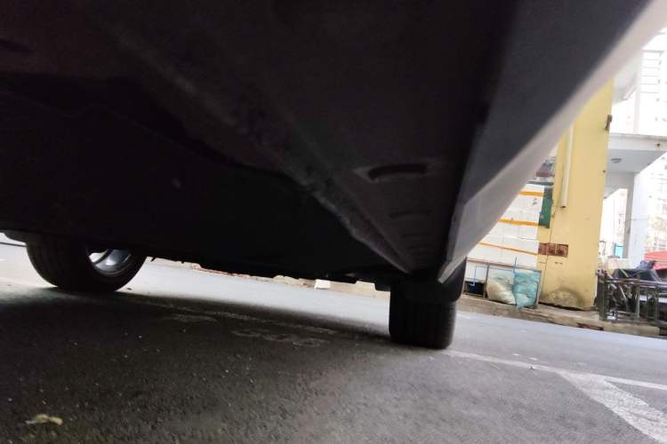 Used Hongqi HS5 2019 2.0T Smart Connect Flagship All-Wheel-Drive Version Chassis Rear Right