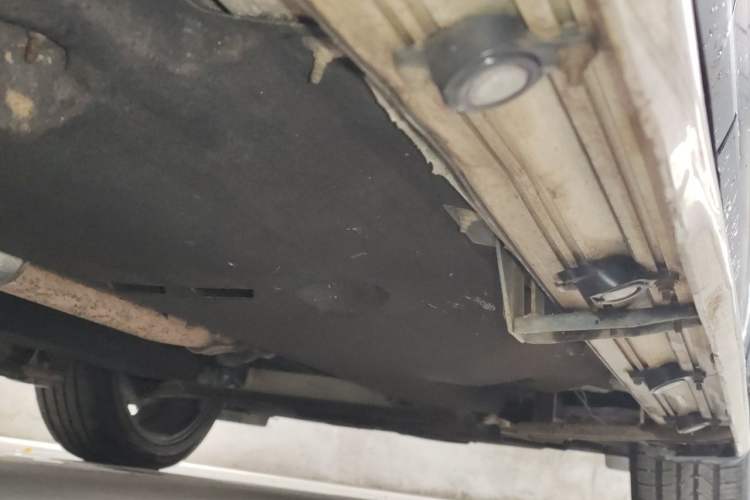 Used Hongqi HS5 2019 2.0T Smart Connect Flagship All-Wheel-Drive Version Chassis Rear Right