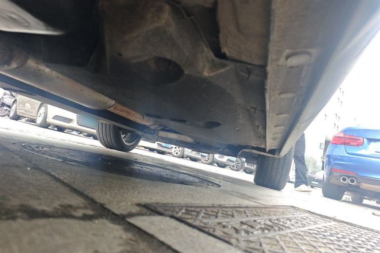 Used Hongqi HS5 2019 2.0T Smart Connect Flagship All-Wheel-Drive Version Chassis Rear Right