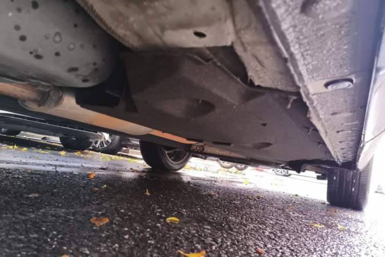 Used Hongqi HS5 2019 2.0T Smart Connect Flagship All-Wheel-Drive Version Chassis Rear Right