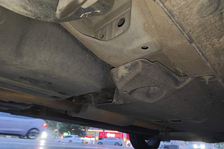 Used Hongqi HS5 2019 2.0T Smart Connect Flagship All-Wheel-Drive Version Chassis Rear Right