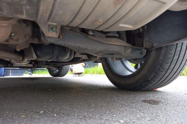 Used Hongqi HS5 2019 2.0T Smart Connect Flagship All-Wheel-Drive Version Chassis Rear Right