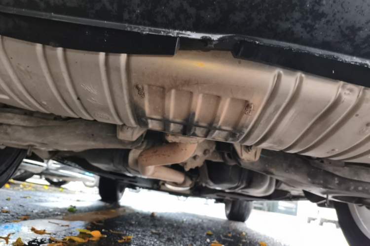 Used Hongqi HS5 2019 2.0T Smart Connect Flagship All-Wheel-Drive Version Chassis Rear