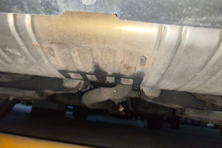 Used Hongqi HS5 2019 2.0T Smart Connect Flagship All-Wheel-Drive Version Chassis Rear