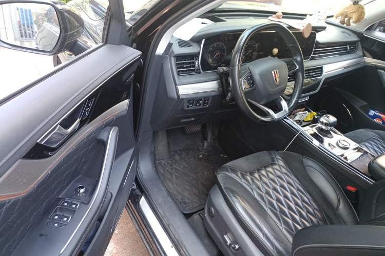 Used Hongqi HS5 2019 2.0T Smart Connect Flagship All-Wheel-Drive Version Driver Seat