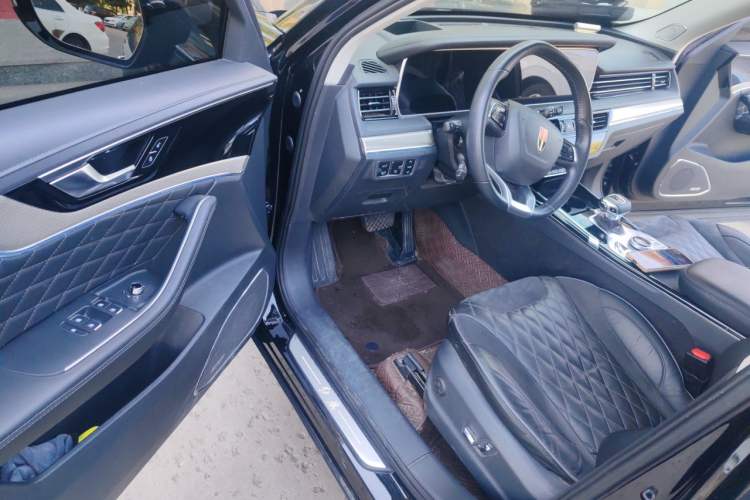 Used Hongqi HS5 2019 2.0T Smart Connect Flagship All-Wheel-Drive Version Driver Seat