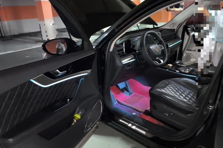 Used Hongqi HS5 2019 2.0T Smart Connect Flagship All-Wheel-Drive Version Driver Seat