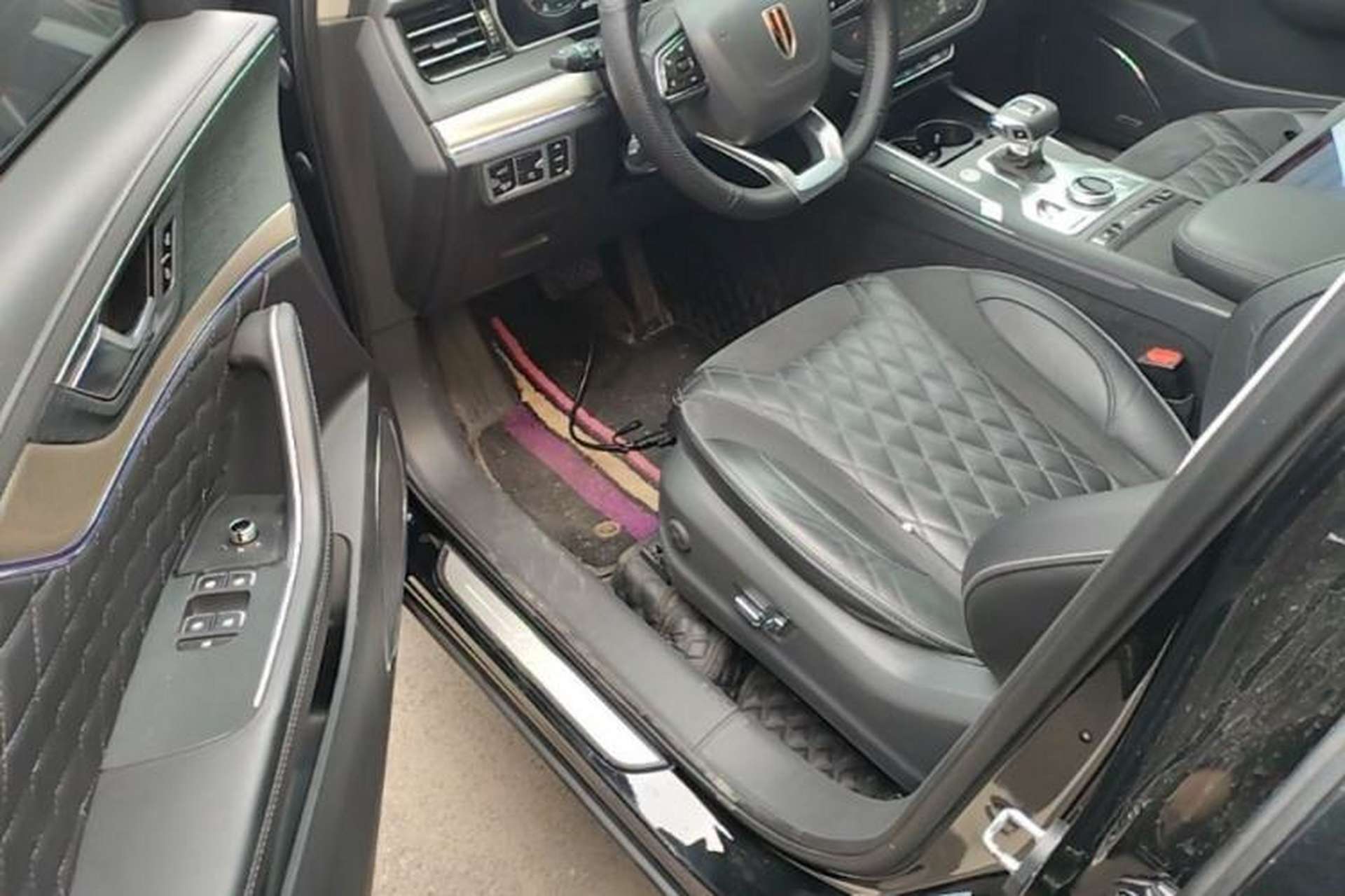 Used Hongqi HS5 2019 2.0T Smart Connect Flagship All-Wheel-Drive Version Driver Seat