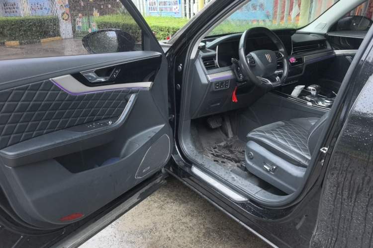 Used Hongqi HS5 2019 2.0T Smart Connect Flagship All-Wheel-Drive Version Driver Seat