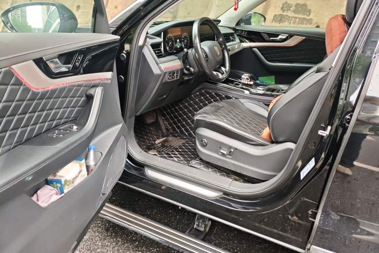 Used Hongqi HS5 2019 2.0T Smart Connect Flagship All-Wheel-Drive Version Driver Seat