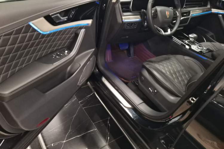 Used Hongqi HS5 2019 2.0T Smart Connect Flagship All-Wheel-Drive Version Driver Seat