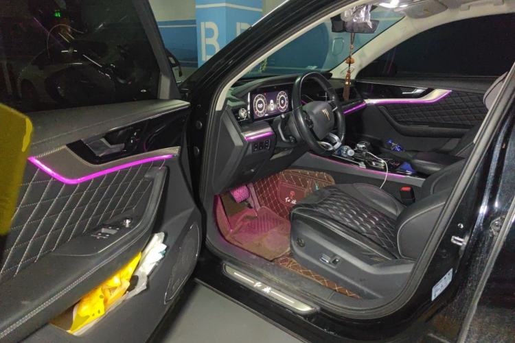 Used Hongqi HS5 2019 2.0T Smart Connect Flagship All-Wheel-Drive Version Driver Seat