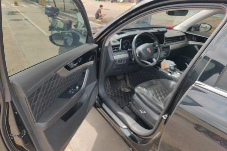 Used Hongqi HS5 2019 2.0T Smart Connect Flagship All-Wheel-Drive Version Driver Seat