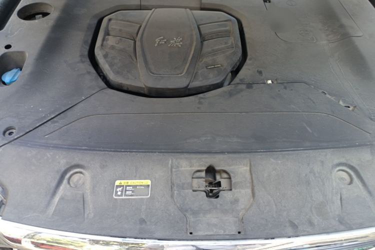 Used Hongqi HS5 2019 2.0T Smart Connect Flagship All-Wheel-Drive Version Engine Bay
