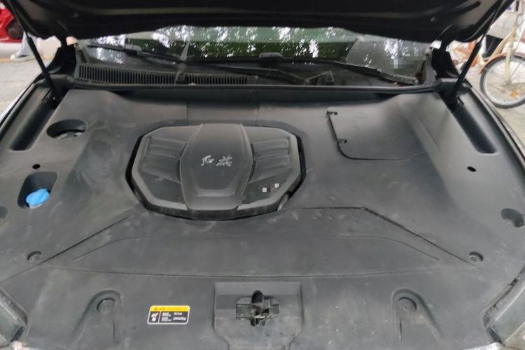 Used Hongqi HS5 2019 2.0T Smart Connect Flagship All-Wheel-Drive Version Engine Bay