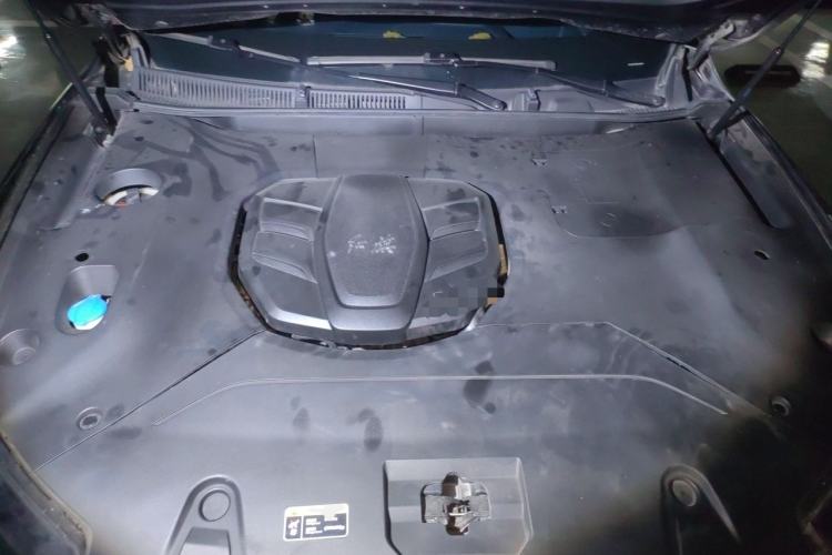 Used Hongqi HS5 2019 2.0T Smart Connect Flagship Edition Engine Bay