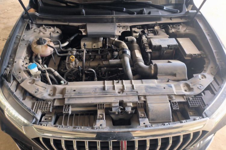 Used Hongqi HS5 2019 2.0T Smart Connect Flagship Edition Engine Bay