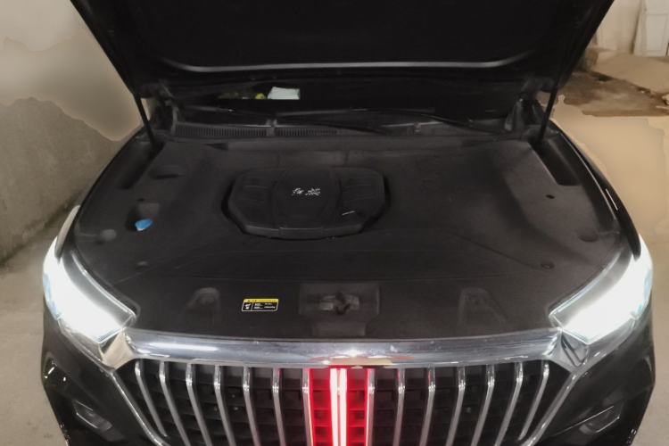 Used Hongqi HS5 2019 2.0T Smart Connect Flagship Edition Engine Bay