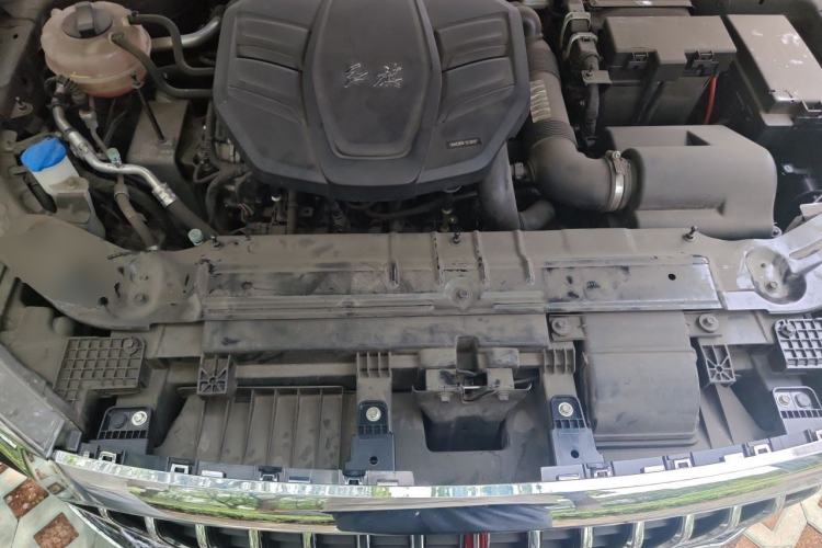 Used Hongqi HS5 2019 2.0T Smart Connect Flagship Edition Engine Bay