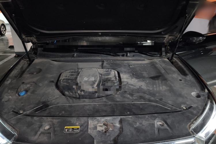 Used Hongqi HS5 2019 2.0T Smart Connect Flagship All-Wheel-Drive Version Engine Bay