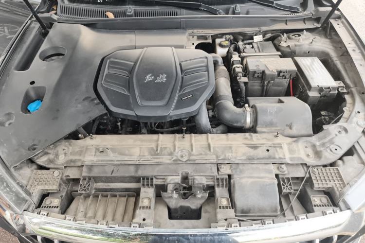 Used Hongqi HS5 2019 2.0T Smart Connect Flagship Edition Engine Bay