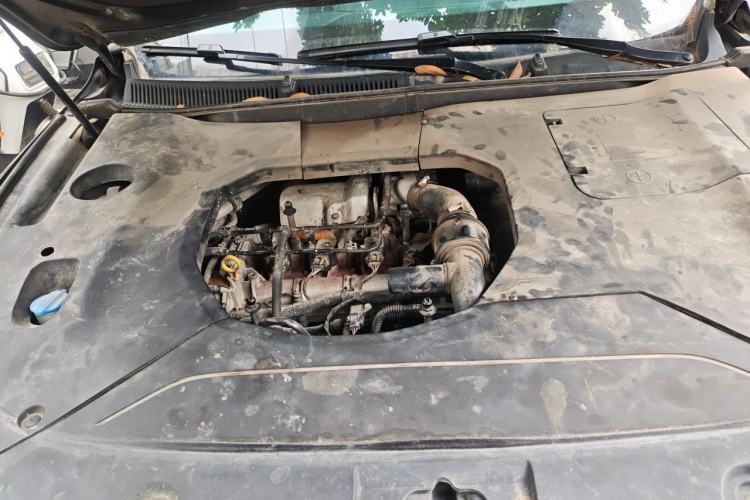 Used Hongqi HS5 2019 2.0T Smart Connect Flagship All-Wheel-Drive Version Engine Bay