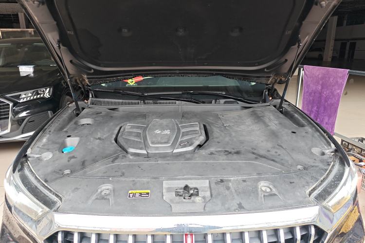 Used Hongqi HS5 2019 2.0T Smart Connect Flagship Edition Engine Bay
