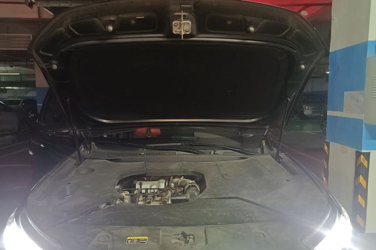 Used Hongqi HS5 2019 2.0T Smart Connect Flagship Edition Engine Bay